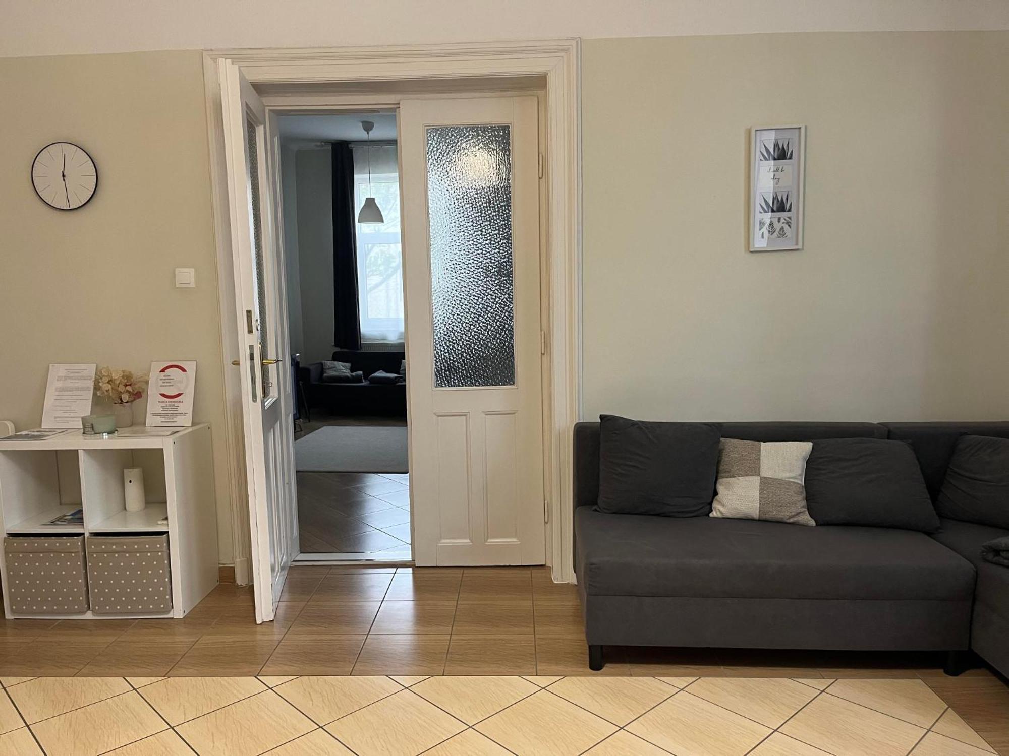 Idill Apartmanhaz B&B Tiszafured Ngoại thất bức ảnh